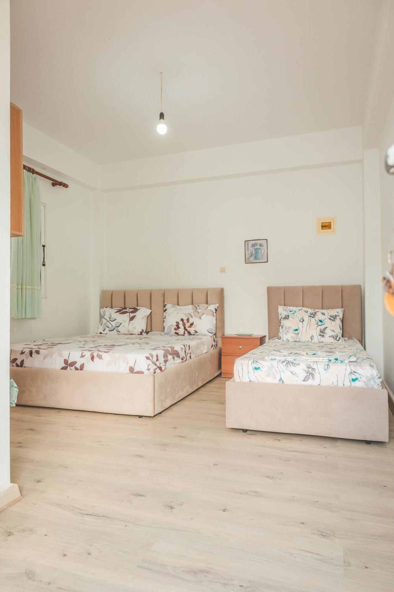 Rooms By The Sea Himare Buitenkant foto