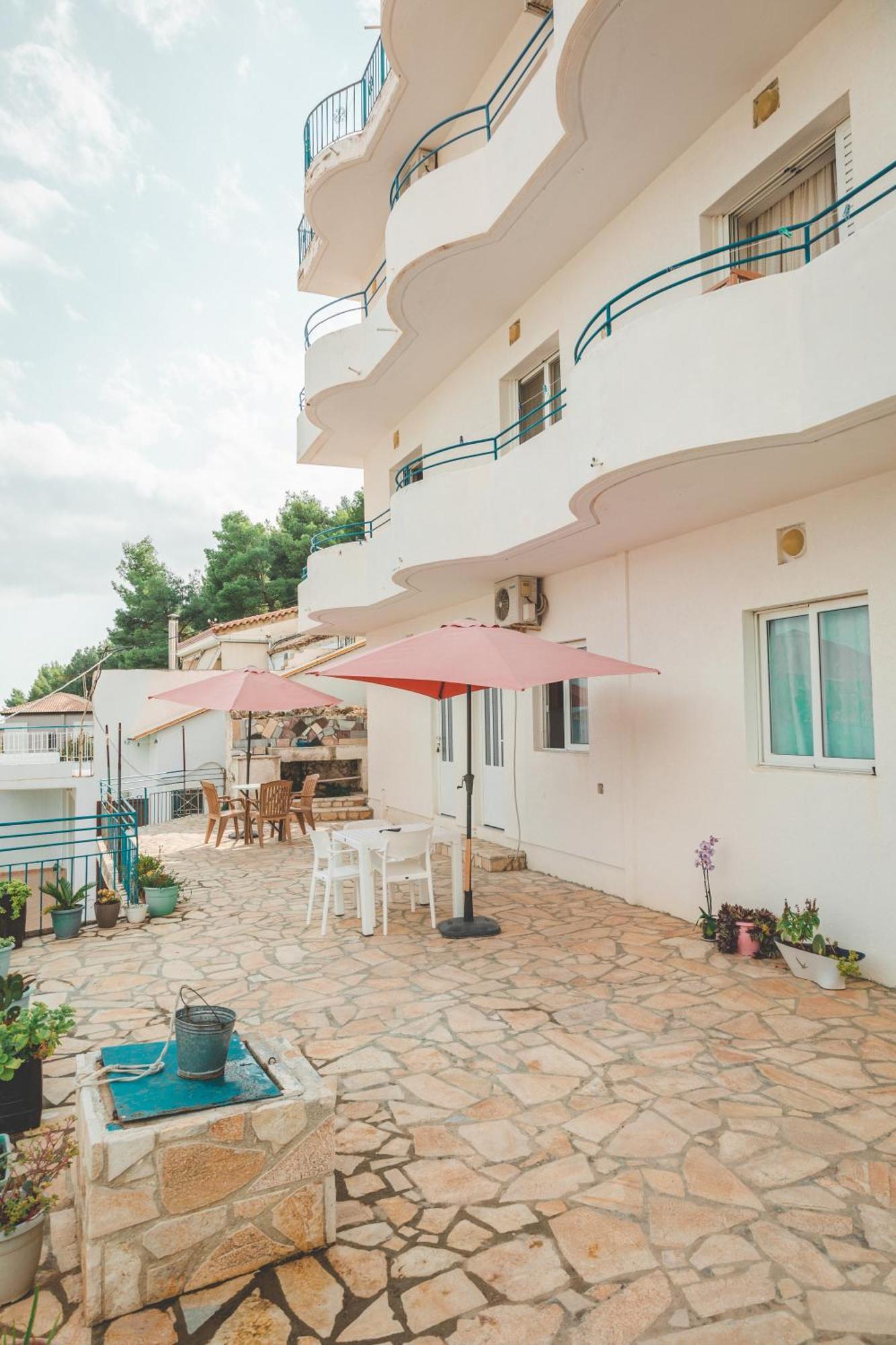 Rooms By The Sea Himare Buitenkant foto