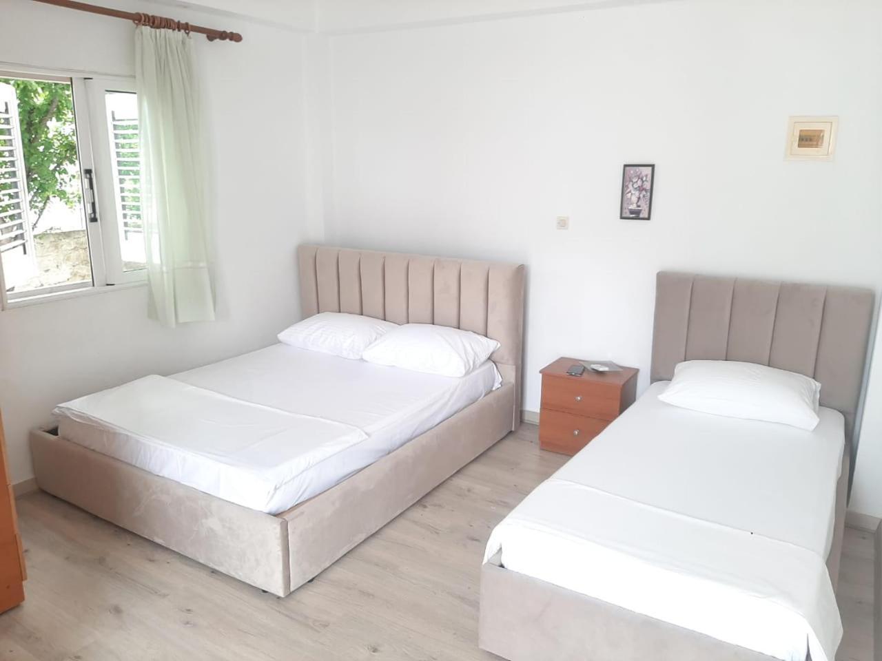 Rooms By The Sea Himare Kamer foto