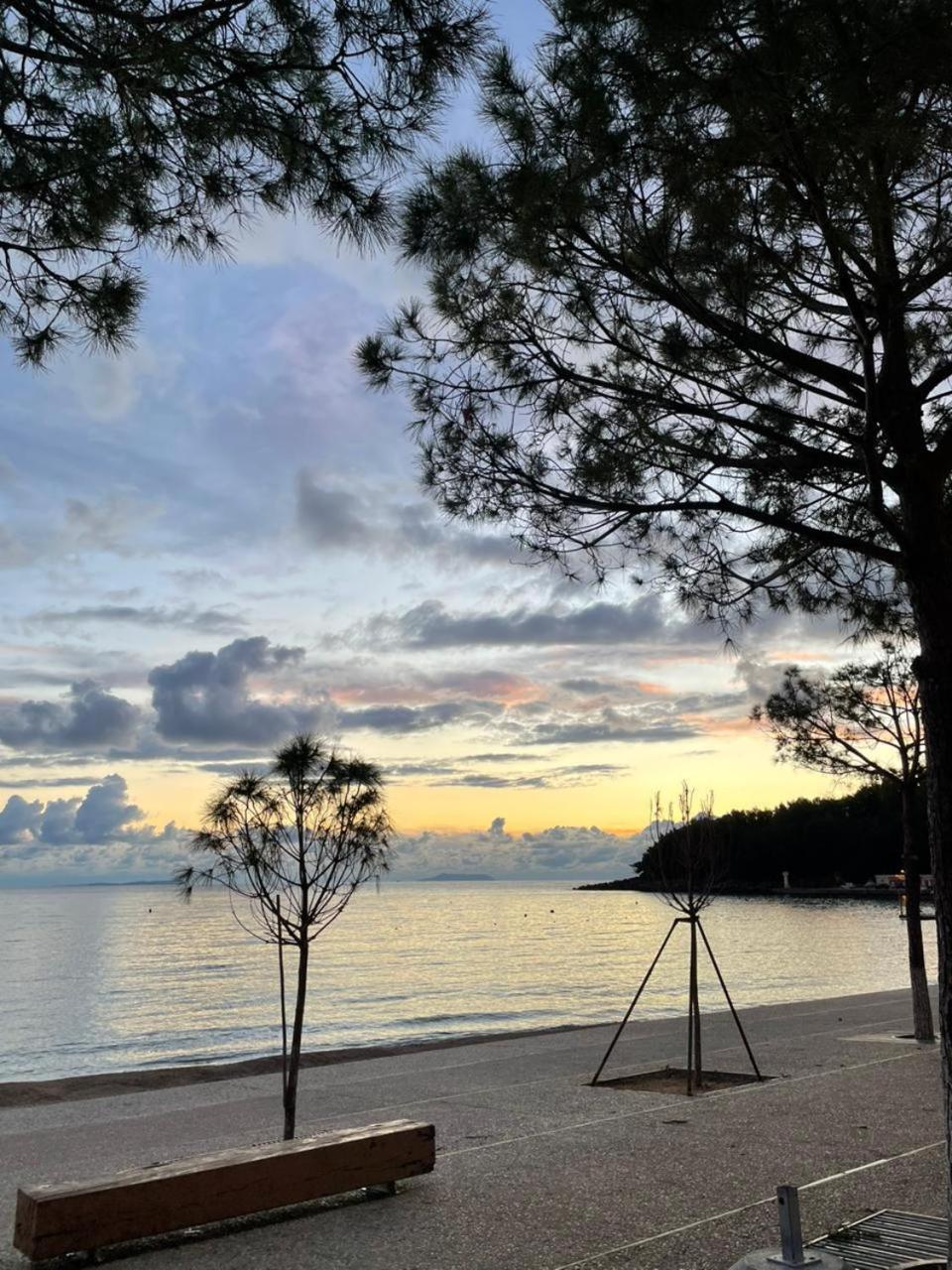 Rooms By The Sea Himare Buitenkant foto